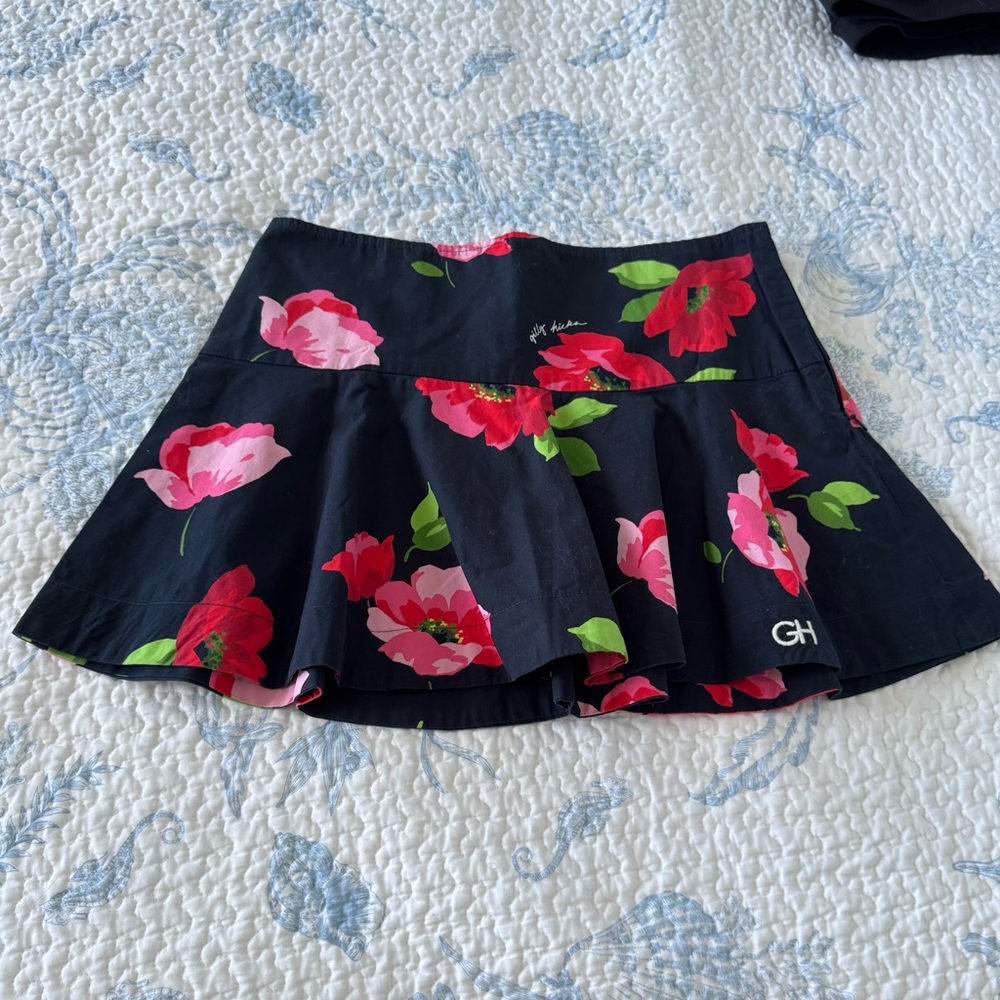 New Gilly Hicks fit and flared floral navy mini skirt size 6 medium girly flirty